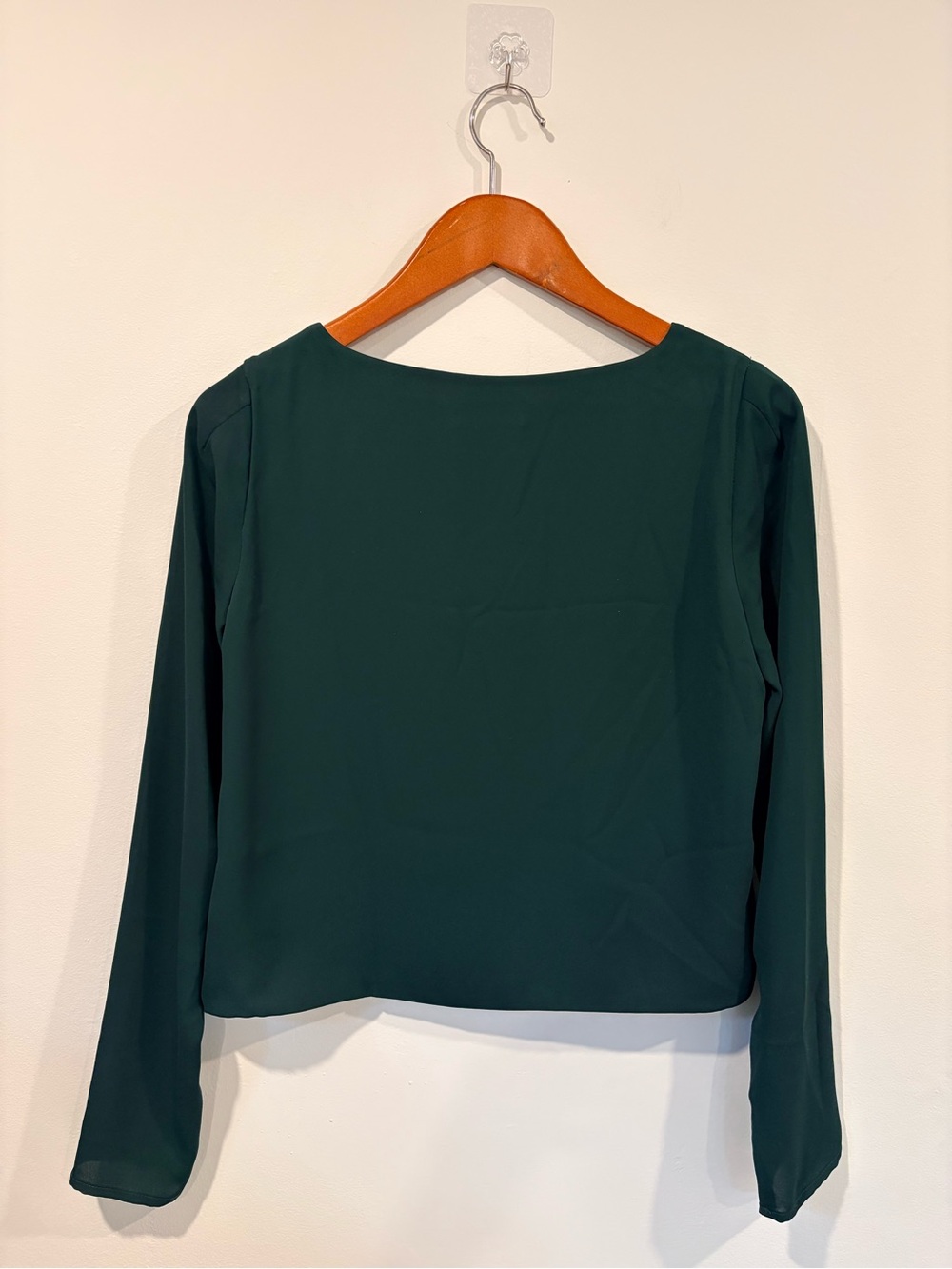 Babaton Deep Hunter/Emerald V-Neck Blouse Minimalist Long Sleeve Top - Picture 3 of 5